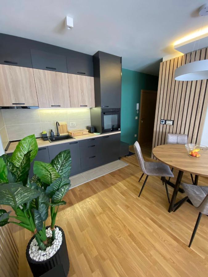 Apartman Pinora, Bazen&Spa ซลาตีบอร์ ภายนอก รูปภาพ
